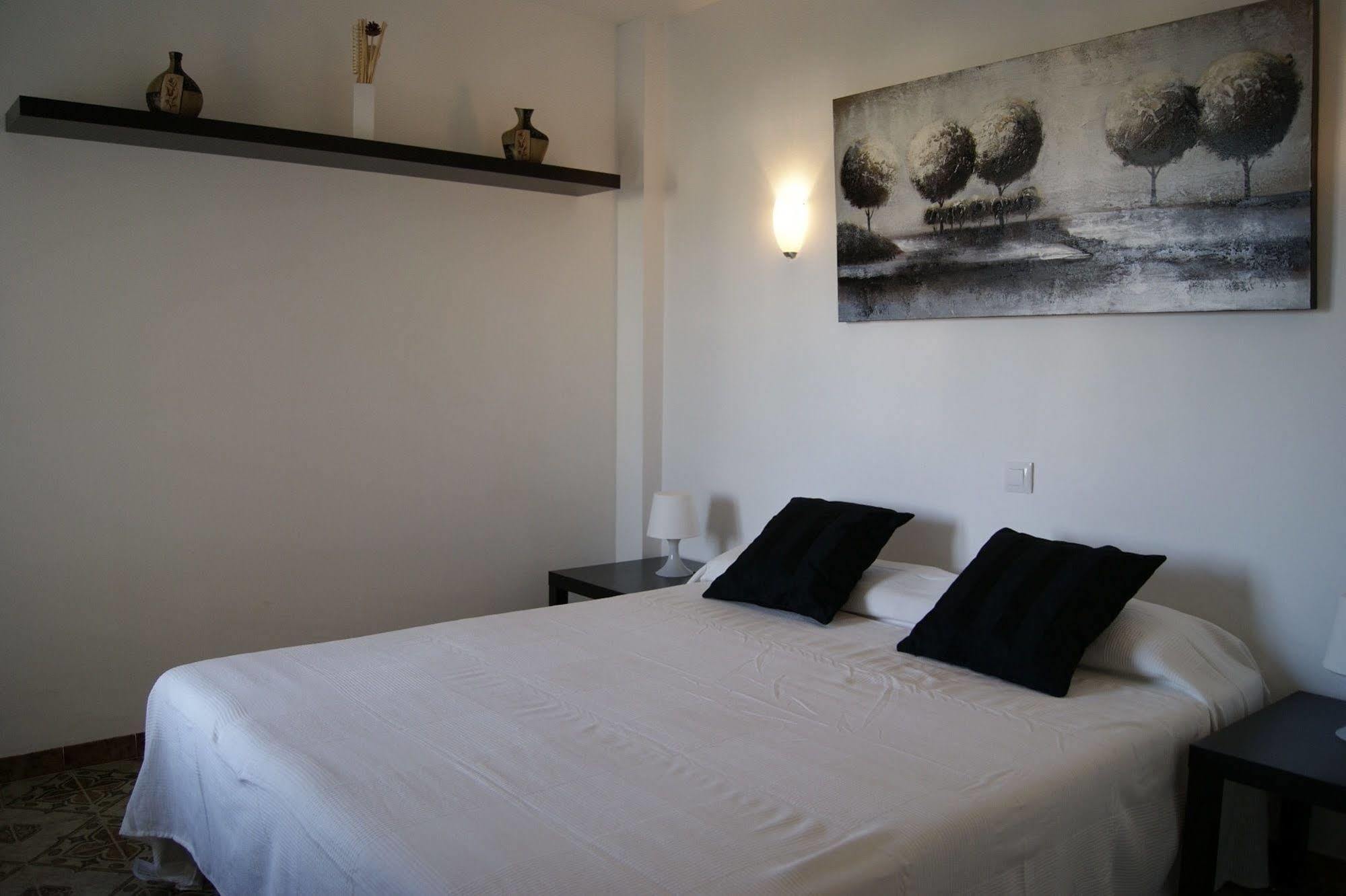Sureda Apartment *